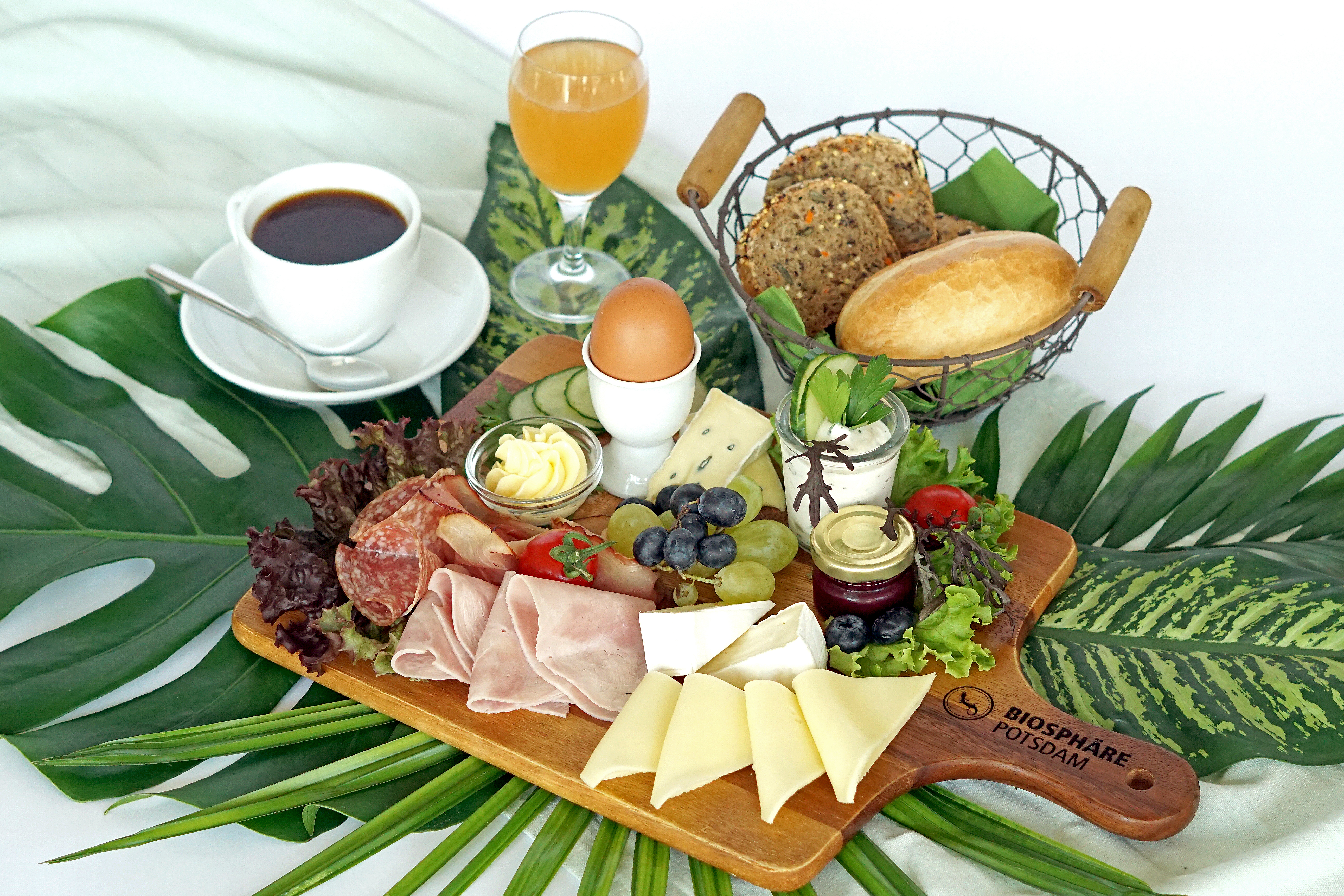 Brandenburger Frühstück in der Biosphäre Potsdam